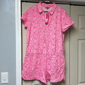 XL Lilly Pulitzer hot pink shorts romper. New with tags.